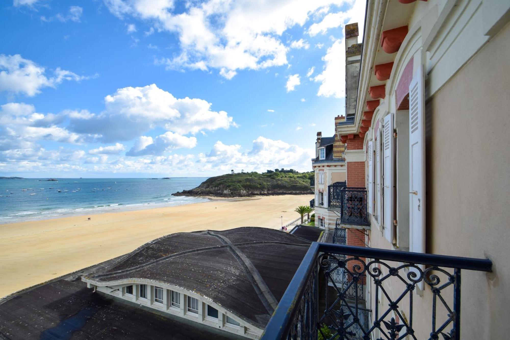 Appartement 4 Pers Vue Mer Au Grand Hotel Saint-Lunaire Esterno foto